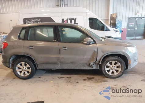 2010 Volkswagen Tiguan S z USA, uszkodzony, nr VIN WVGAV7AX1AW532099